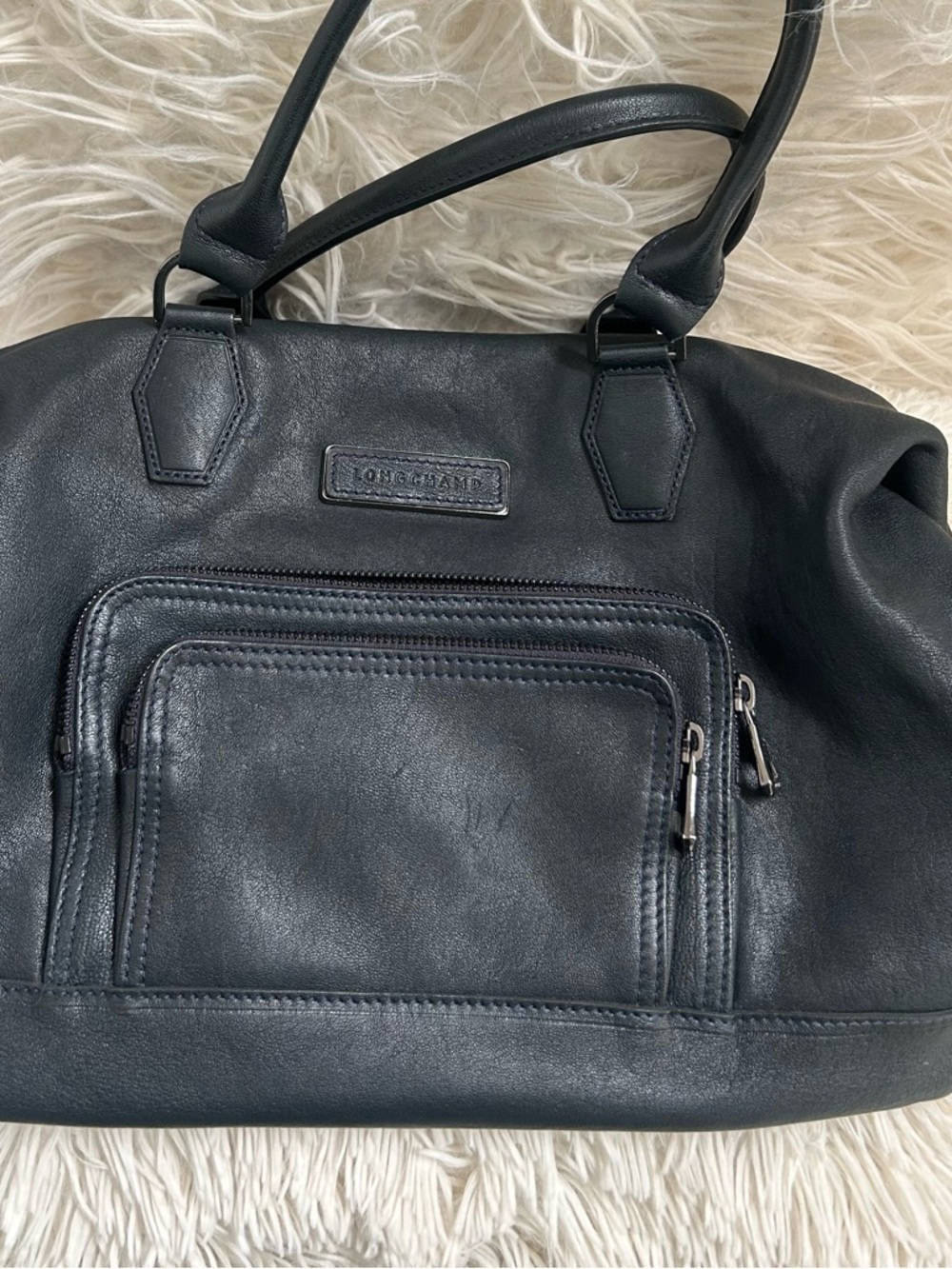 Longchamp Black Vintage Leather Bag Excellent Condition. - Picture 10 of 15